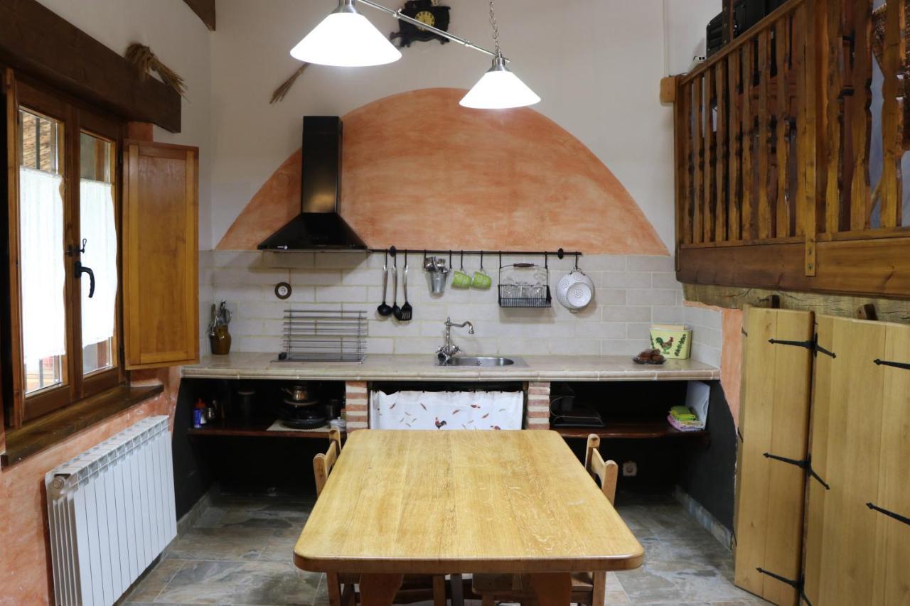 Apartamentos Rurales Casa Lafuente Luquiano Kültér fotó