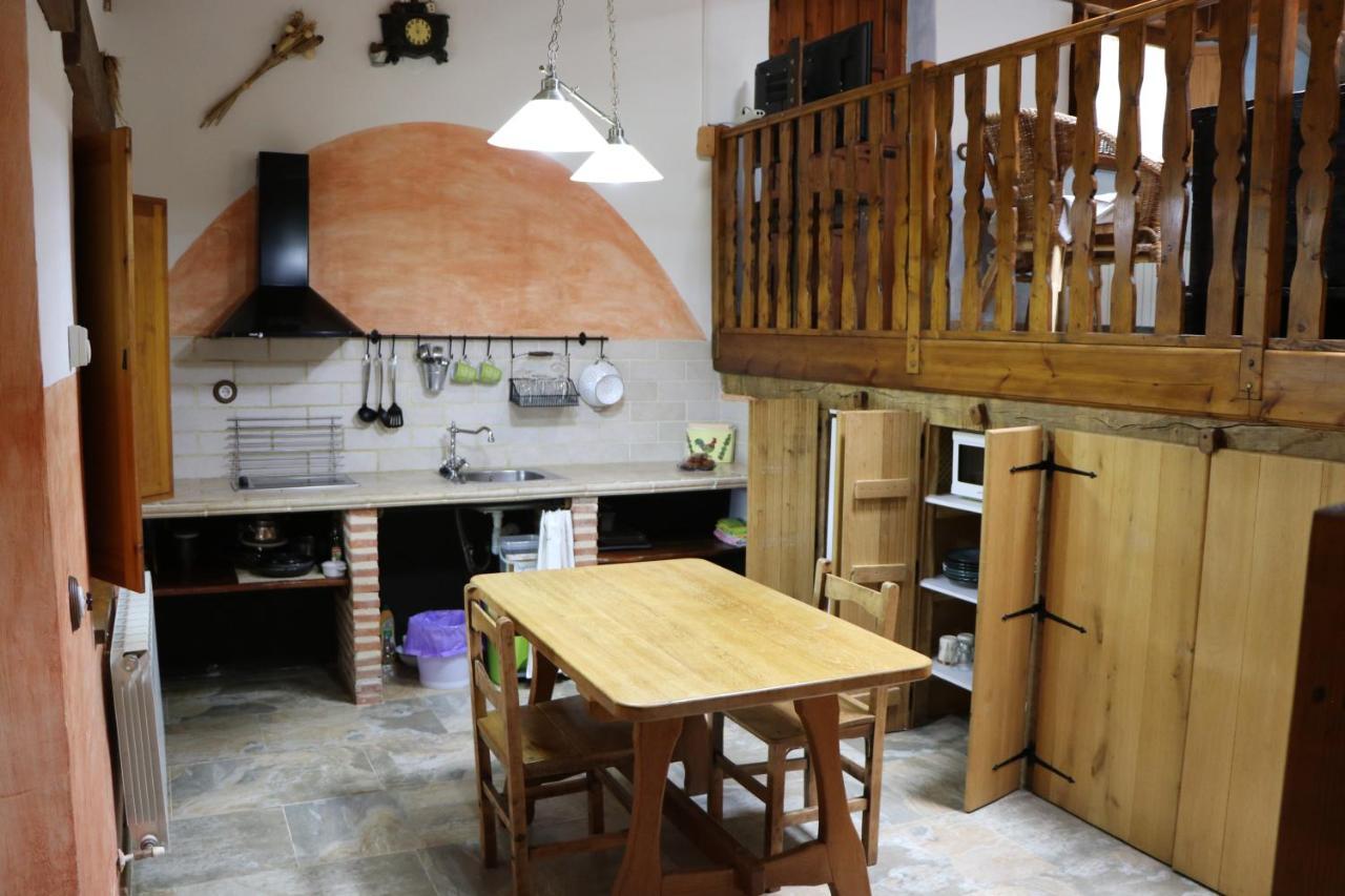 Apartamentos Rurales Casa Lafuente Luquiano Kültér fotó